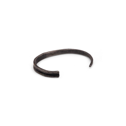 Sliver Cuff Bracelet Recycled Silver Avant Garde Contemporary Jewelry Raw Jewellery Blackened Antiqued Barzakh brz-b-0002 (2)